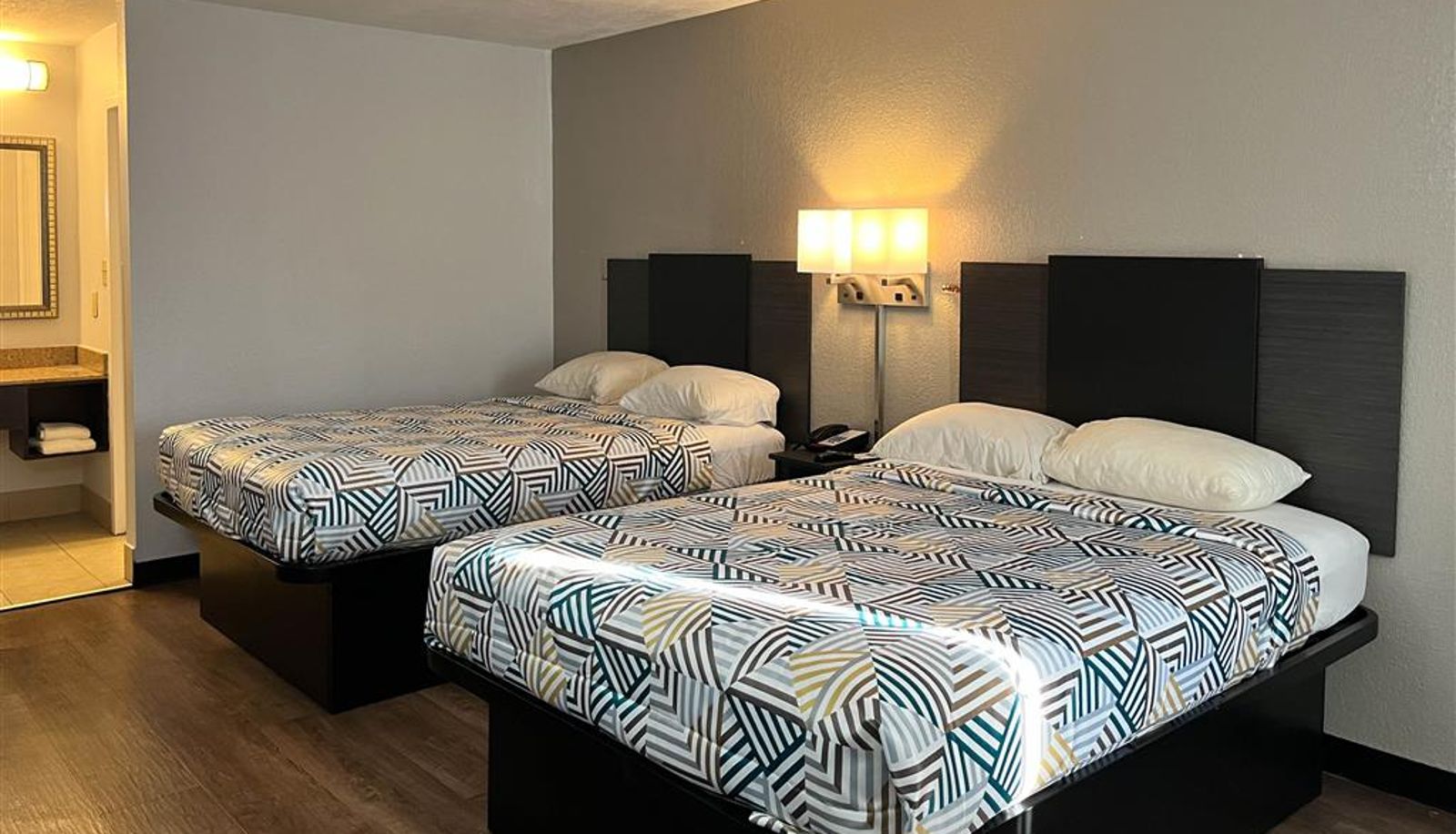 Kamer - Motel 6 Montgomery AL  Eastern Blvd