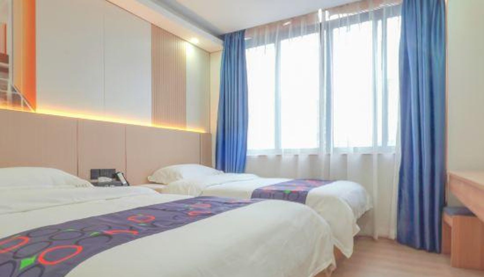 Zimmer - Yimi Hotel (Guangzhou Shangxiajiu Pedestrian Street Yongqingfang Branch)