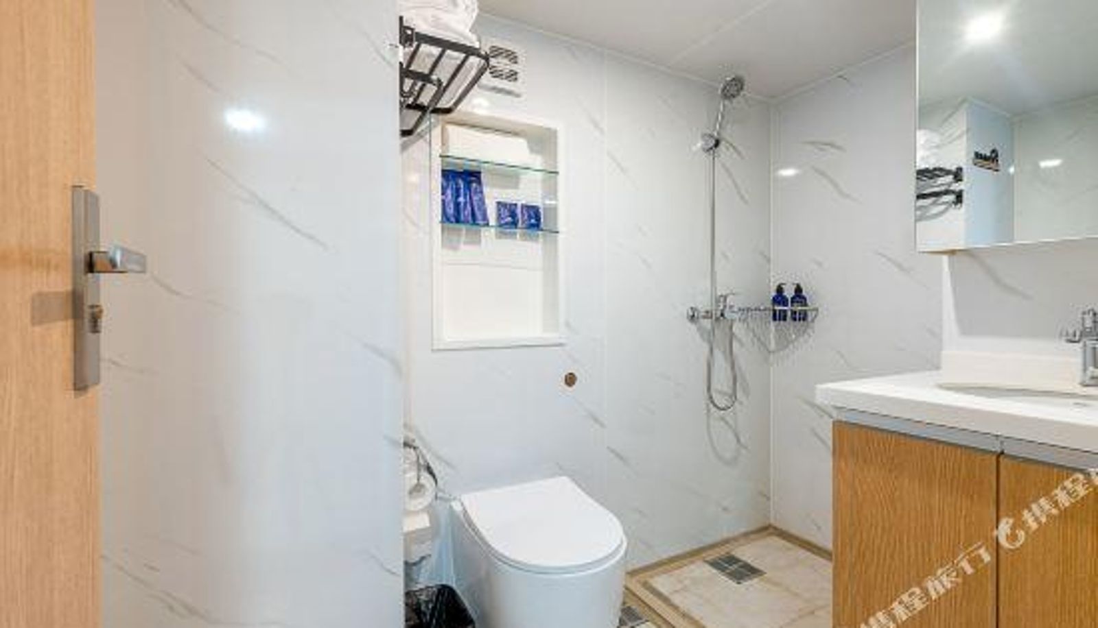 Chambre - HOME EAST APARTMENT