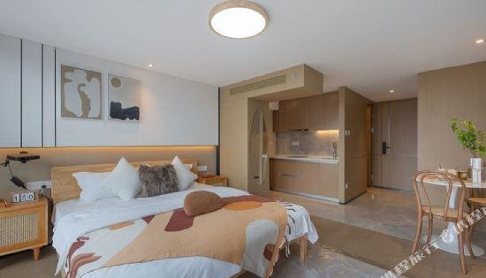 Room - Yiman Holiday Apartment