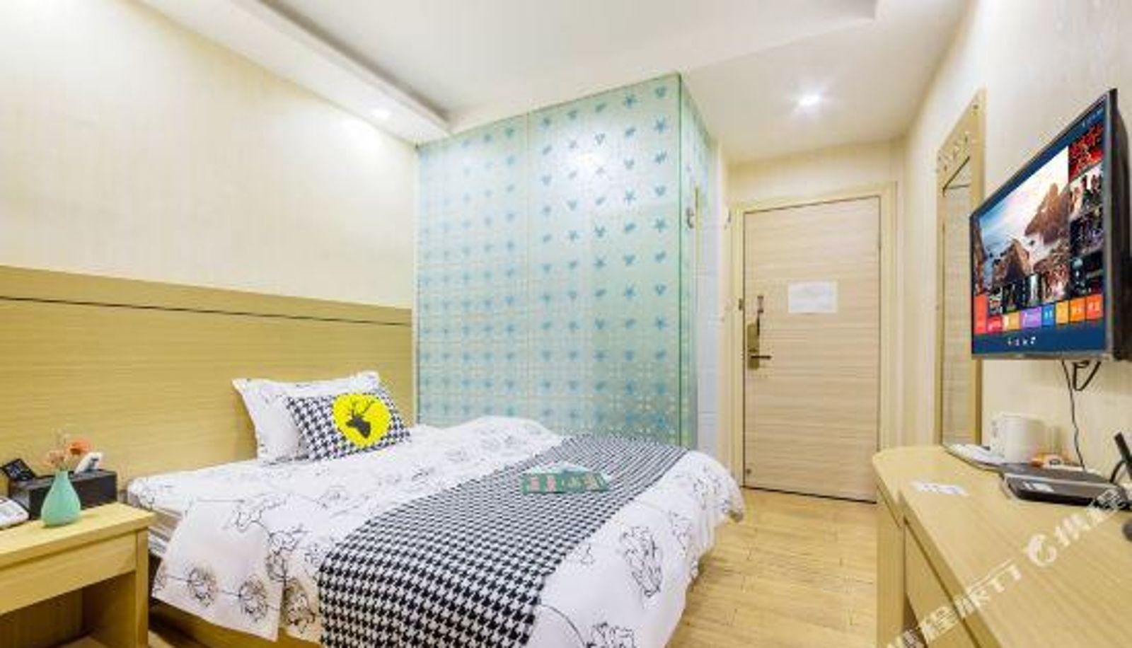 Chambre - Xinglv Apartment (Zhongshan Third Hospital Gangding Metro Station Branch)