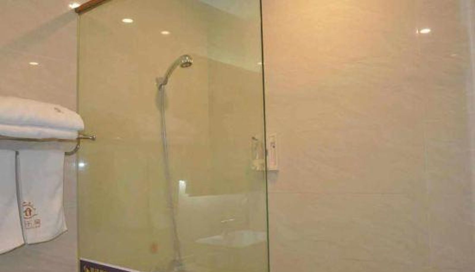 Kamer met uitzicht op de bergen - Lezhan Nanpu Island Design Theme Apartment (Guangzhou Nanpu Metro Station)