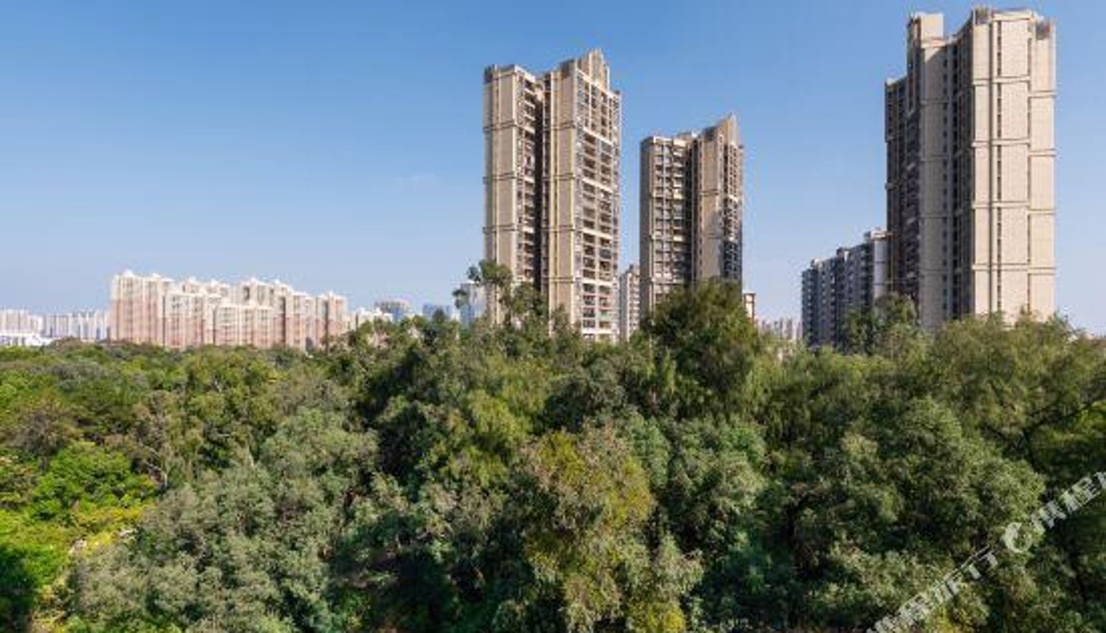 Room with mountain view - SWIDEN service apartment in Guangzhou