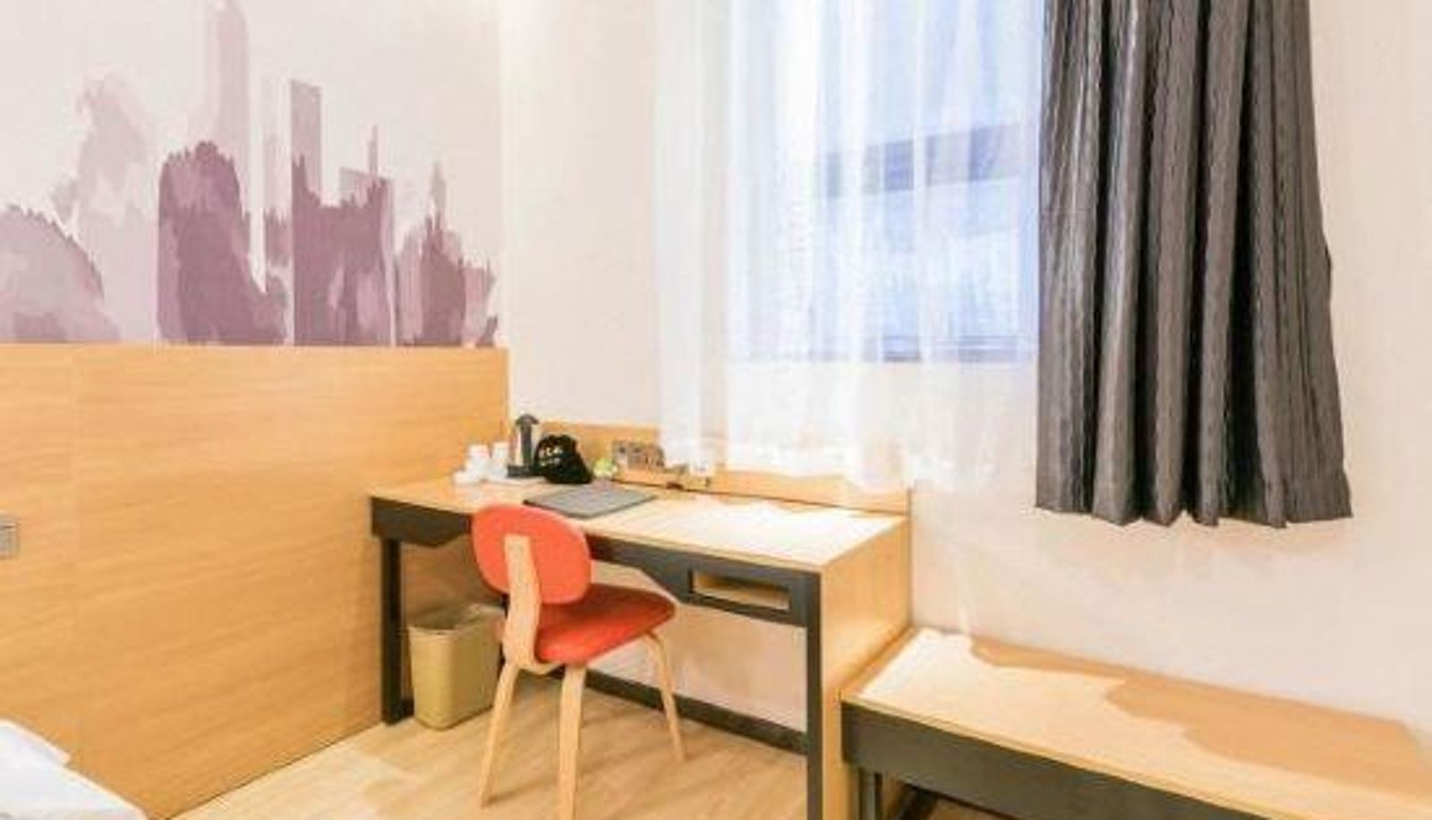 Chambre Business - Thank U Hotel (Guangzhou Tianhe Huashi Metro Station)