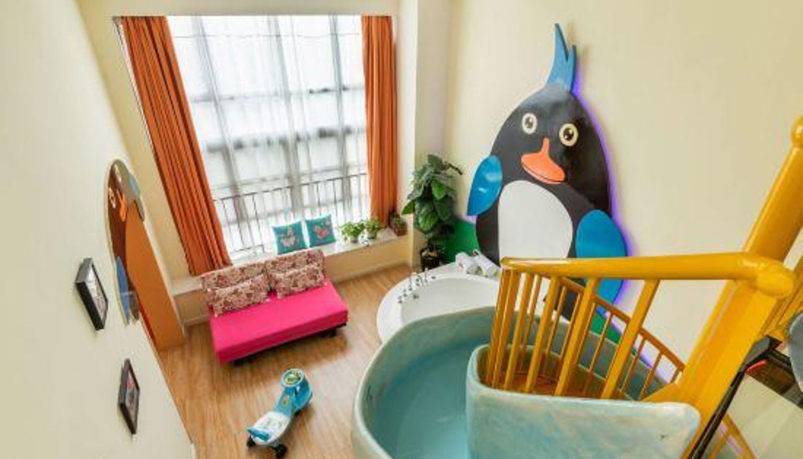 Familienzimmer - Forest Code Theme Mansion (Guangzhou South Railway Station Hanxi Changlong Metro Station)