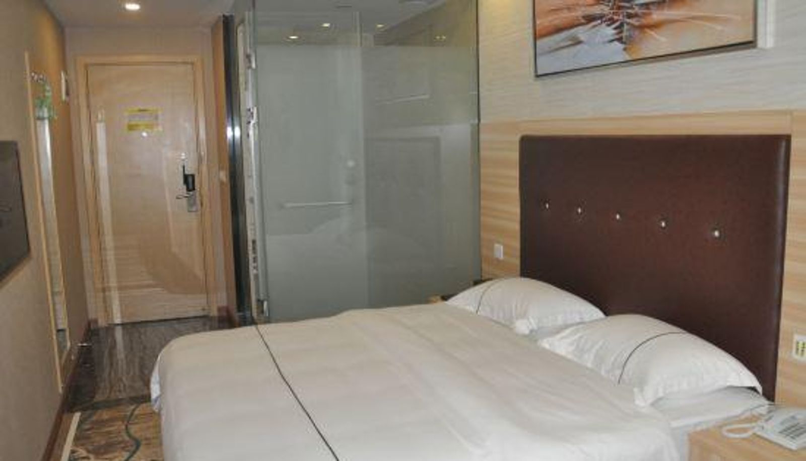 Habitación corporativa - DYKJJD