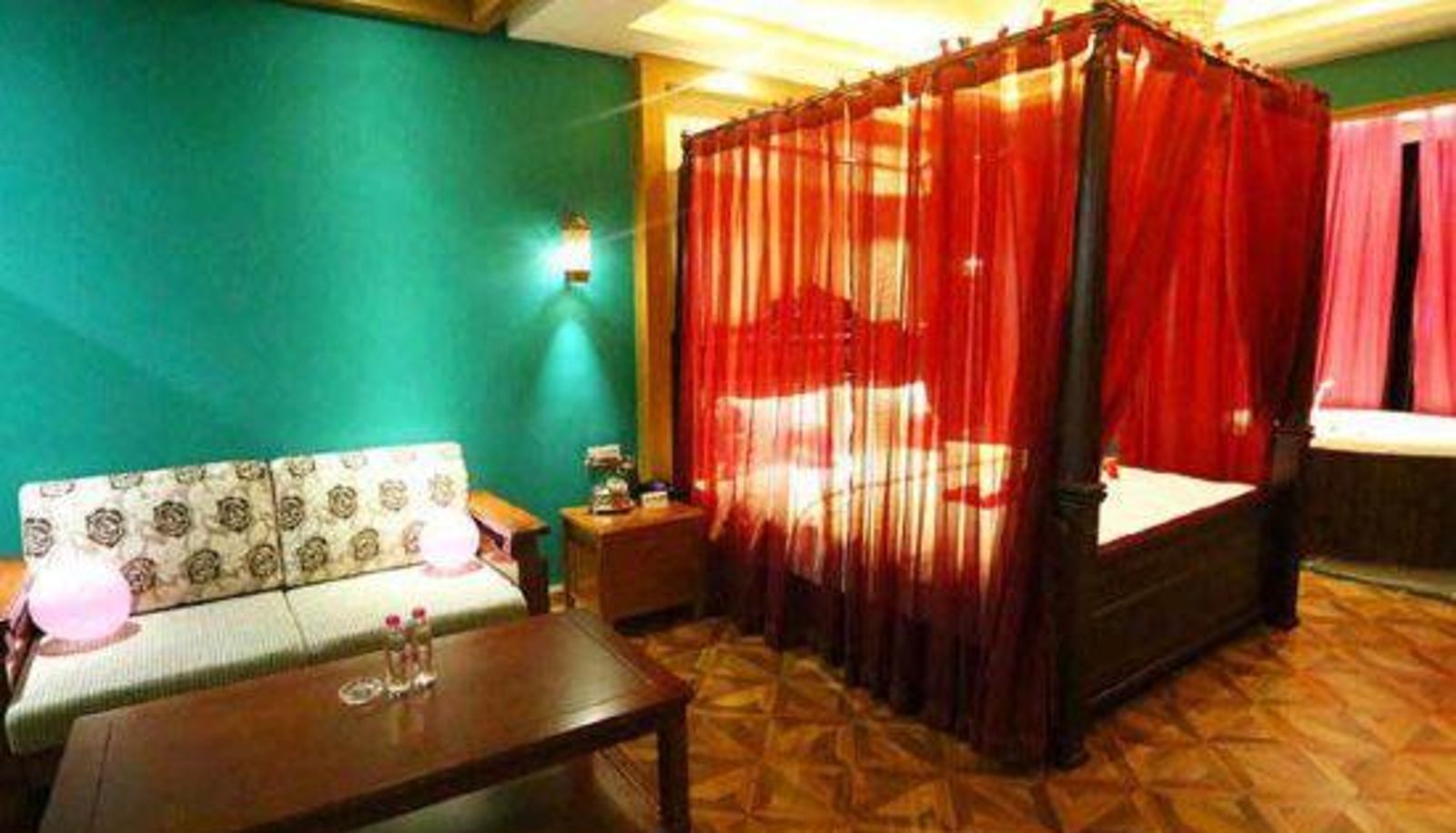 Camera - Romantic Theme Hotel Guangzhou