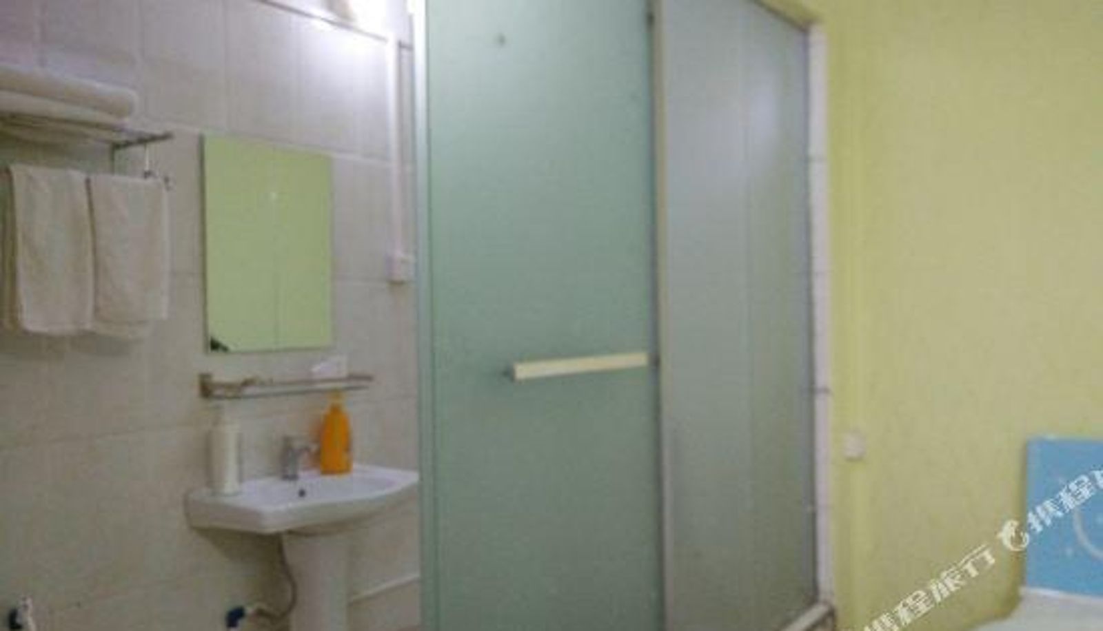 Zimmer - Youjia Meisu Apartment (Guangzhou South Railway Station)