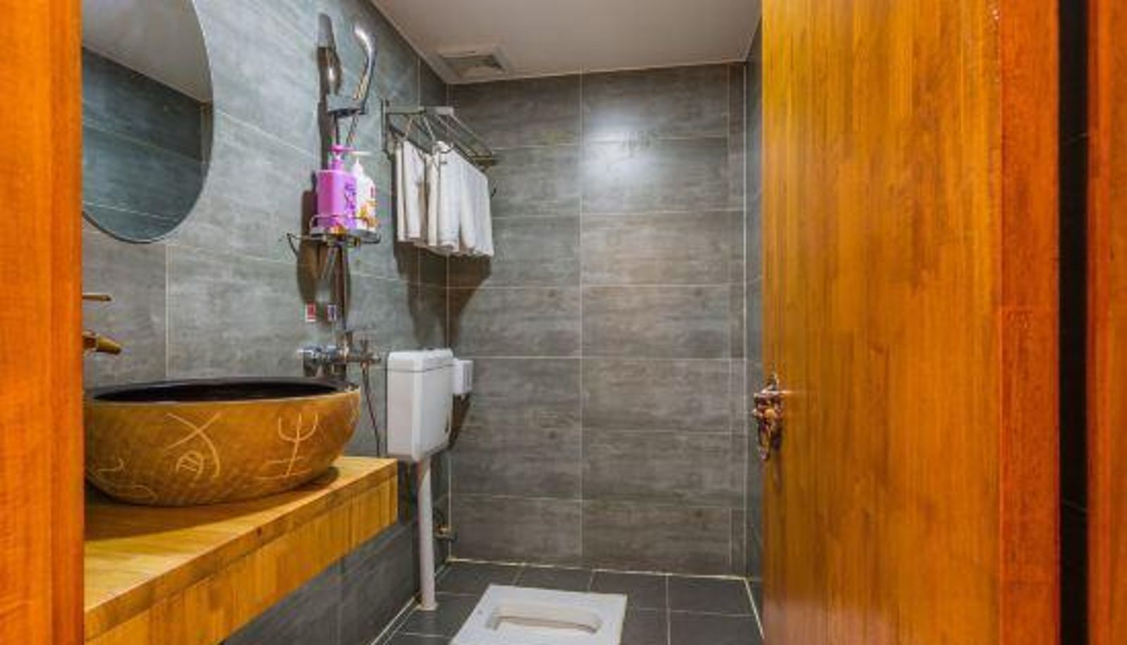 Zimmer - Shiyu Hotel (Guangzhou Chebei Metro Station)