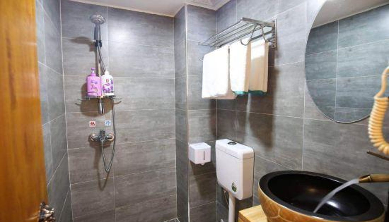 Kamer - Shiyu Hotel (Guangzhou Chebei Metro Station)