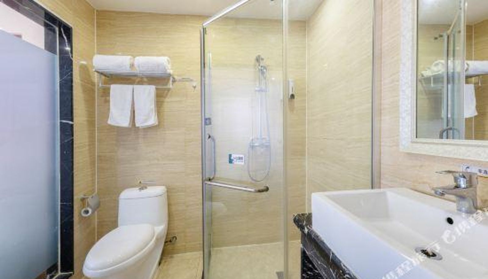 Kamer - Super 8 Hotel (Guangzhou Jiahe Wangang Metro Station)