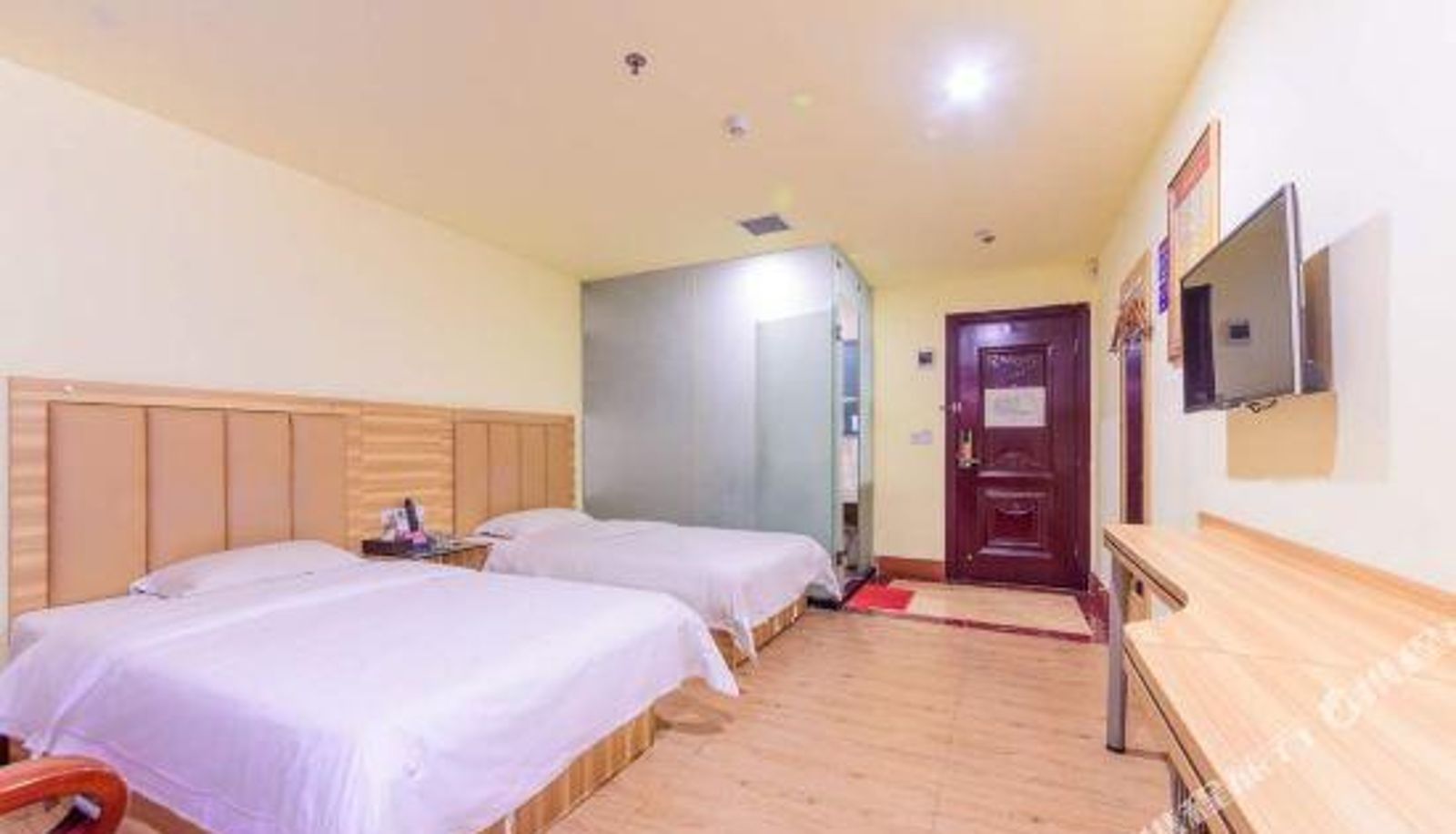 Zimmer - Jiangxia Business Hotel (Guangzhou Technician College Huangshi East Road)