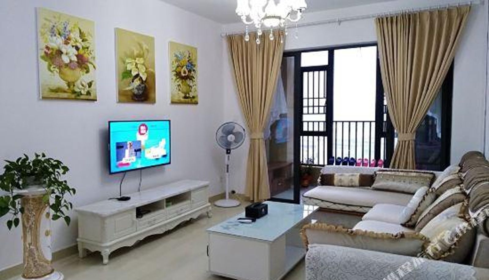 Room - Haitian Holiday Apartment