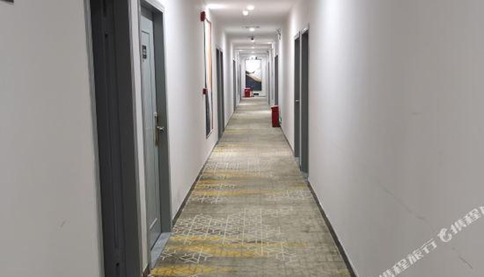 Innenbreich - Fast 8 chain hotel