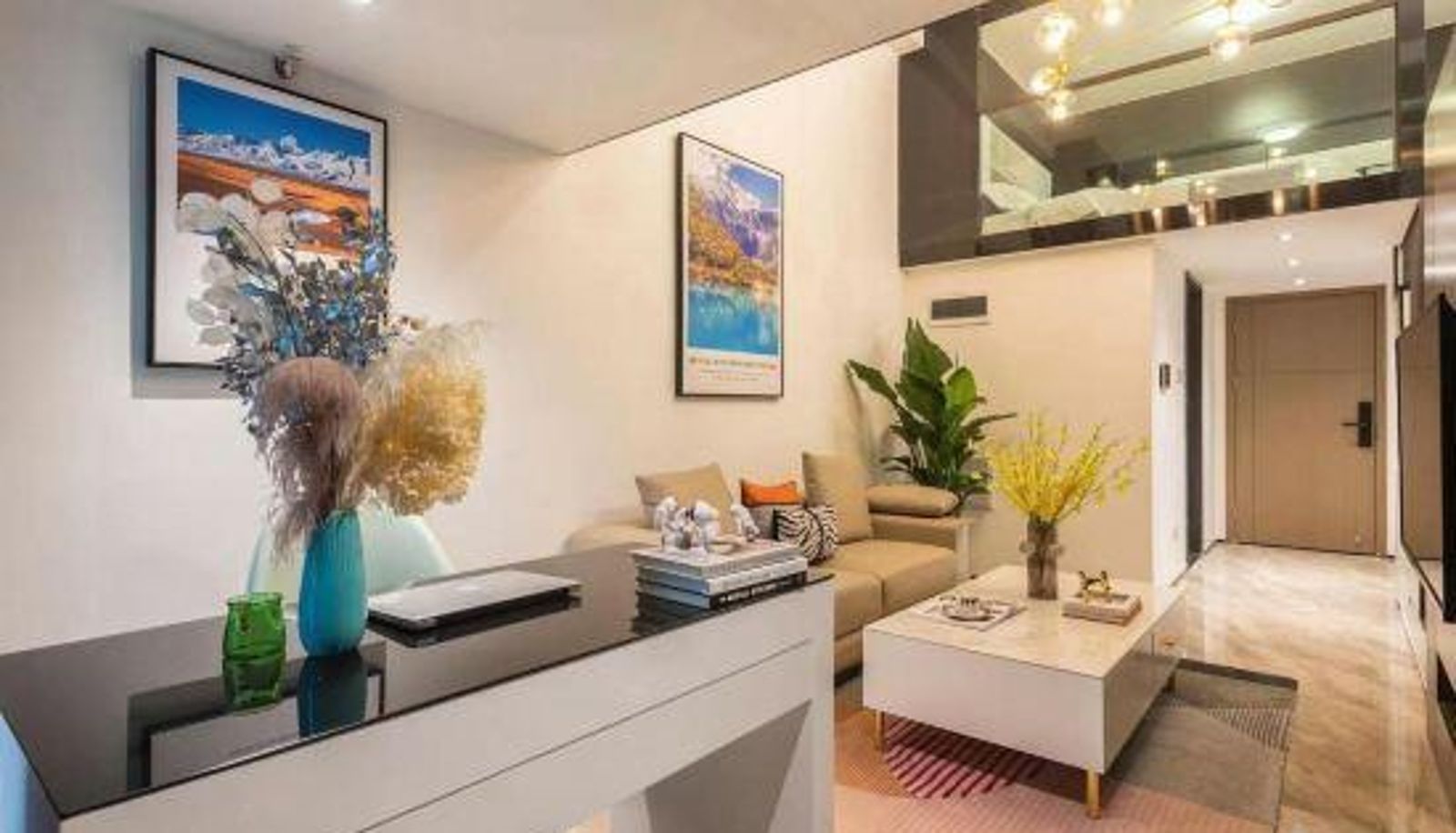 Room with balcony - Yuetian Service Apartment (Shenzhen Longgang Central City Yuyuan Subway Station Branch)