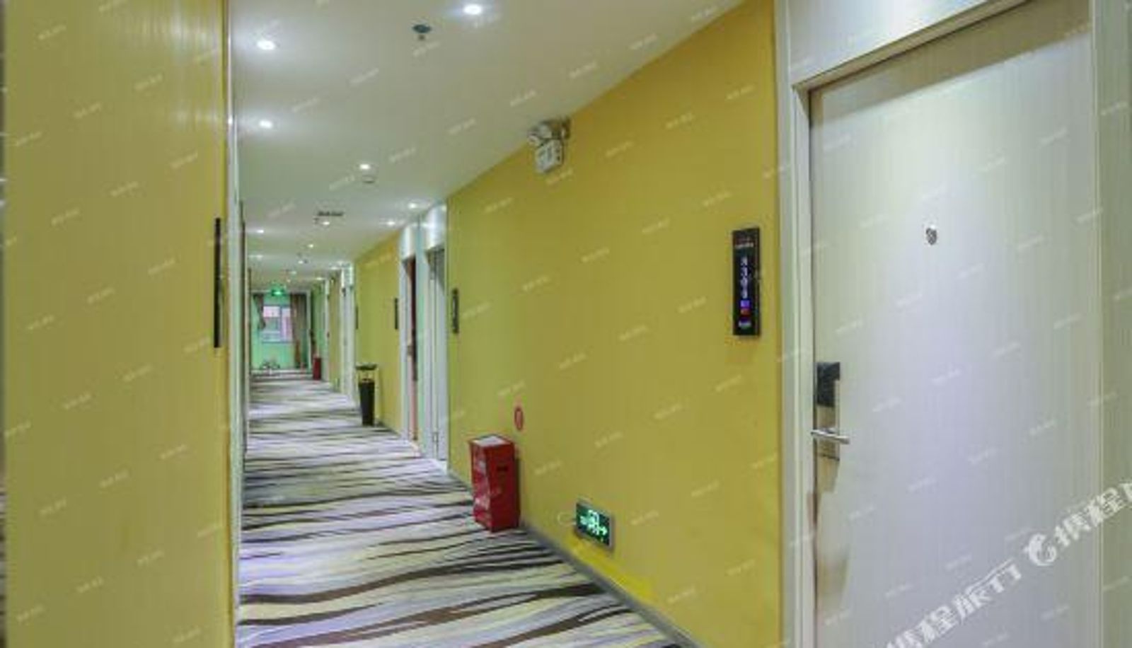 Reception - Xin Fa Theme Hotel