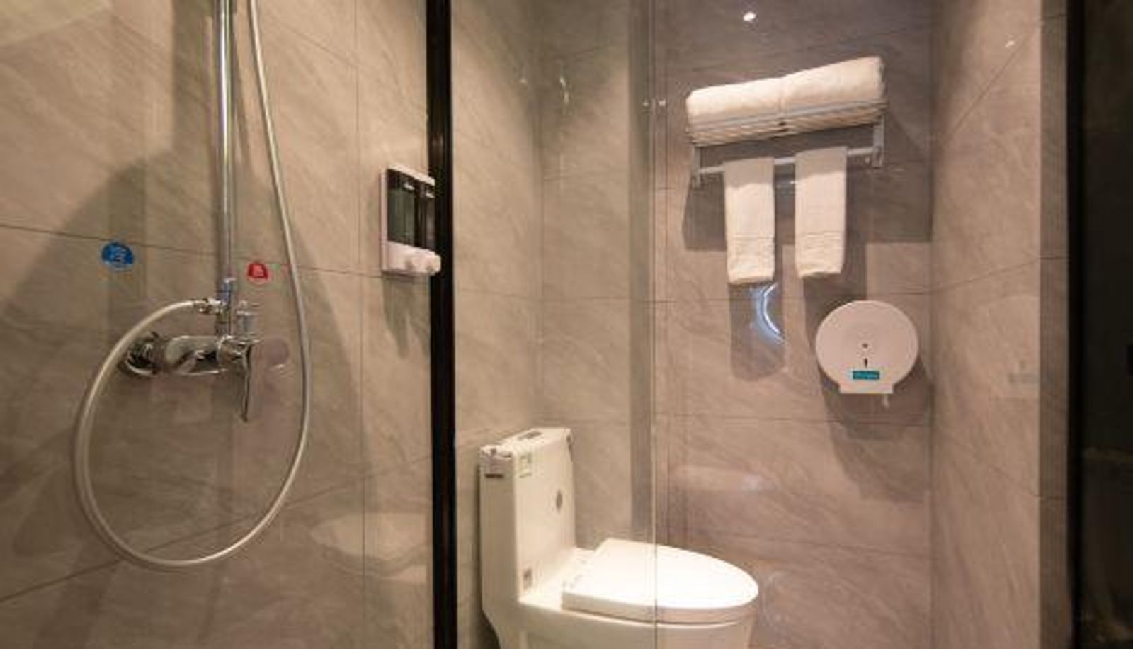 Zimmer - Qicheng Light Luxury Hotel (Shenzhen Songgang Tianhong Branch)