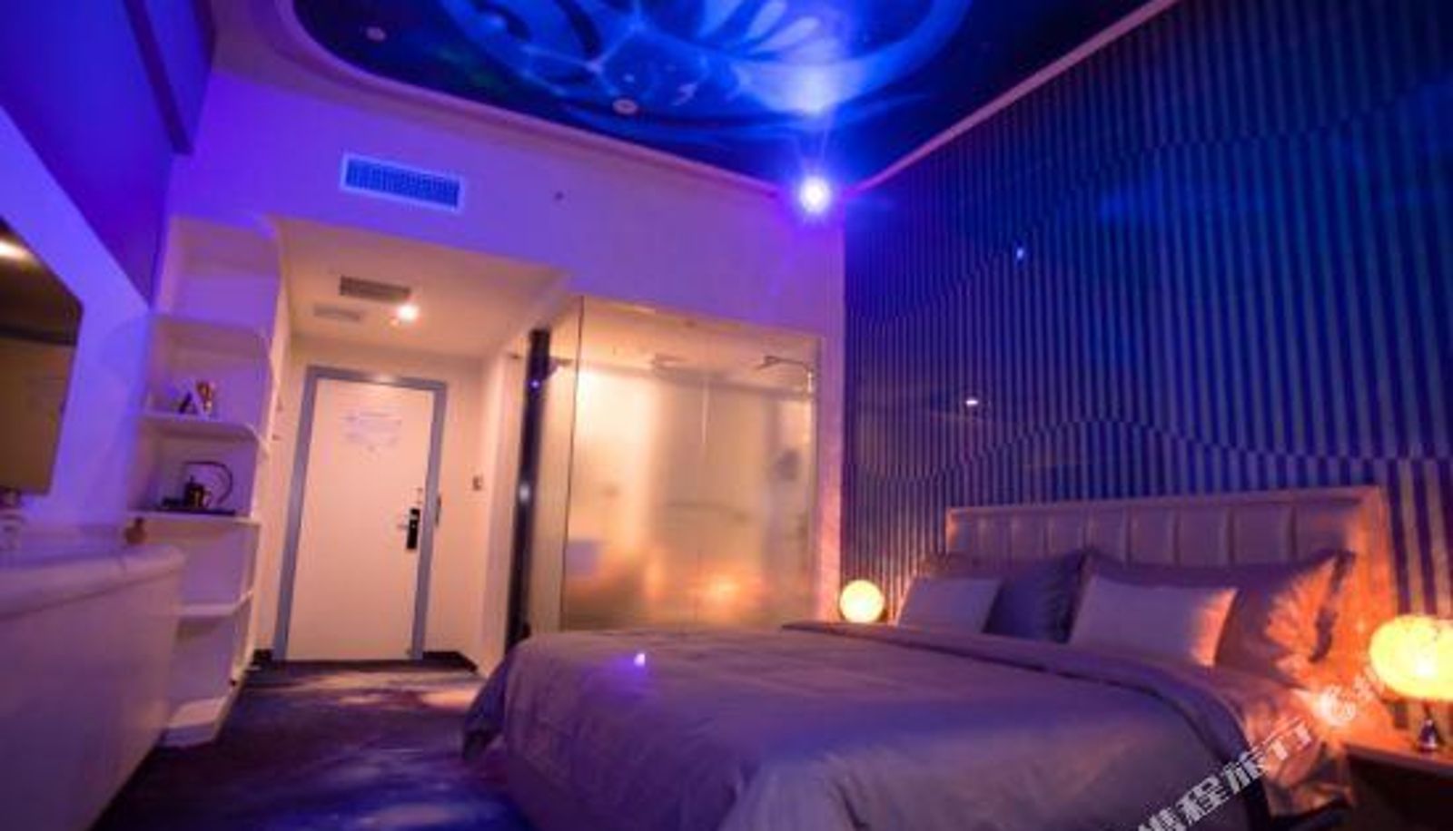 Room - Feel Art Hotels
