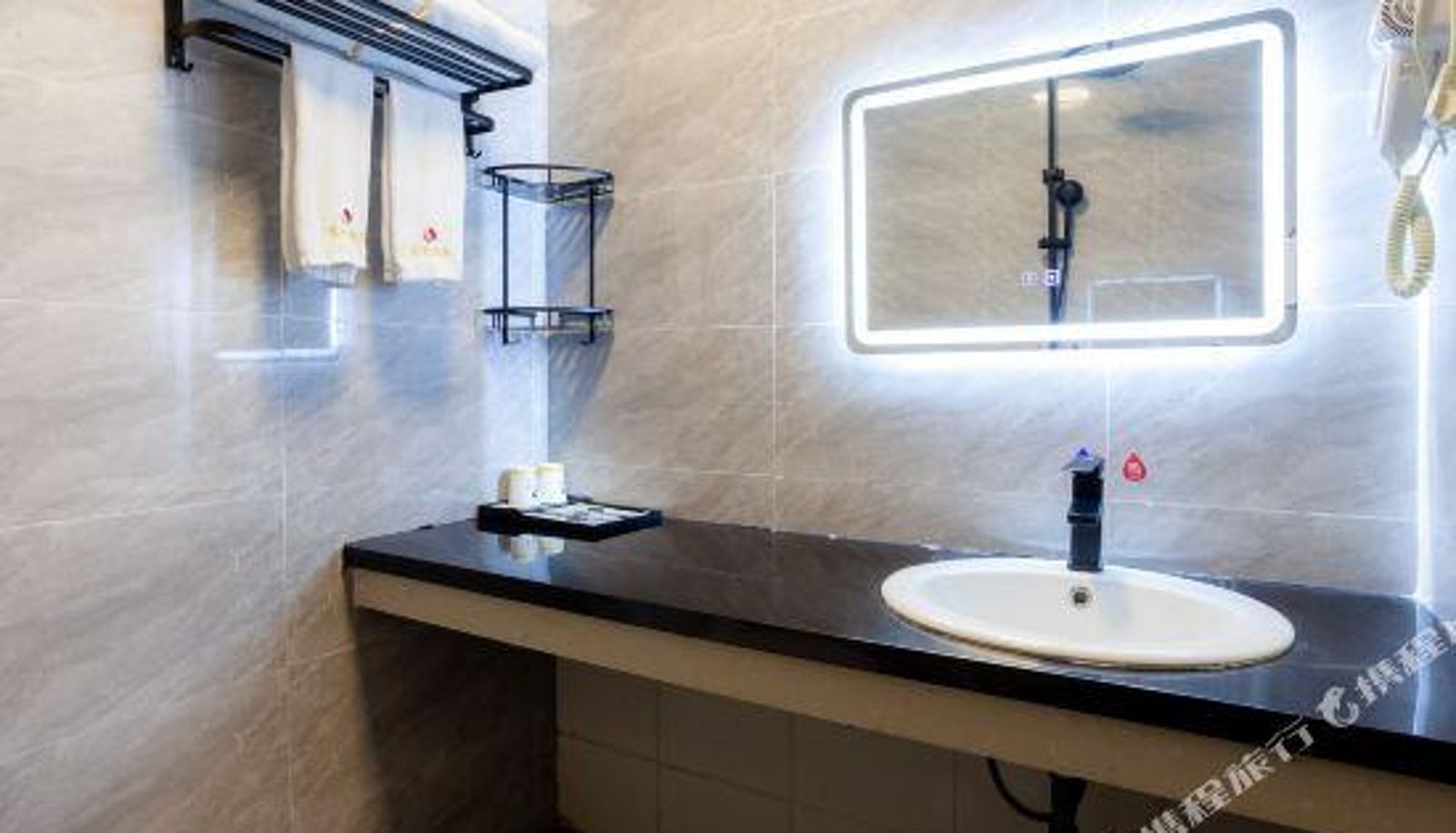 Habitación corporativa - Blue Sky Hotel