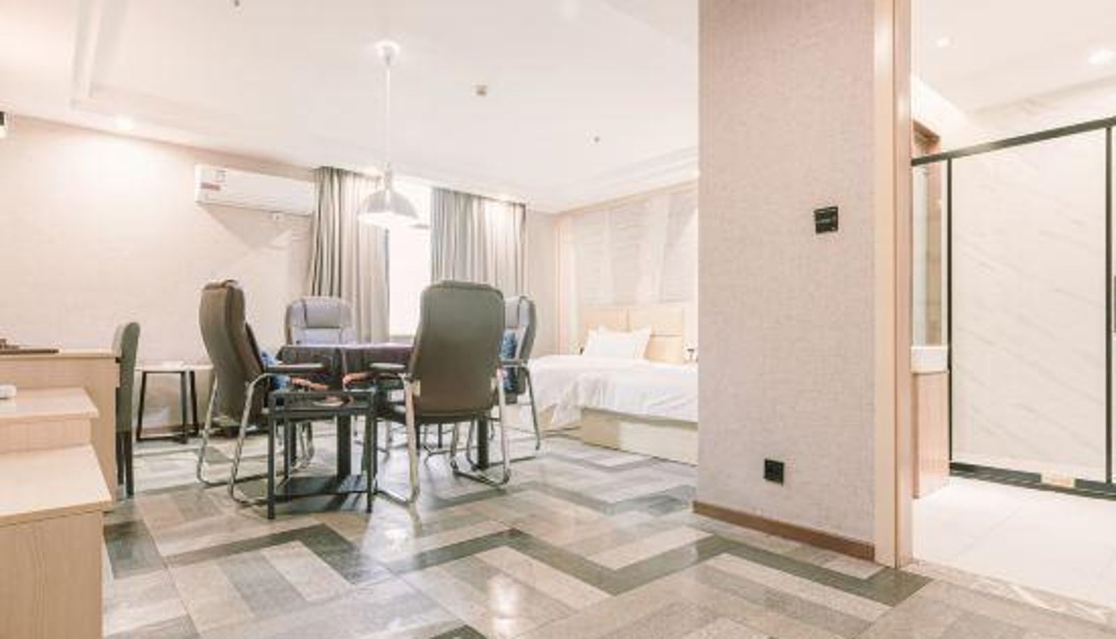 Room - Yintai Business Hotel