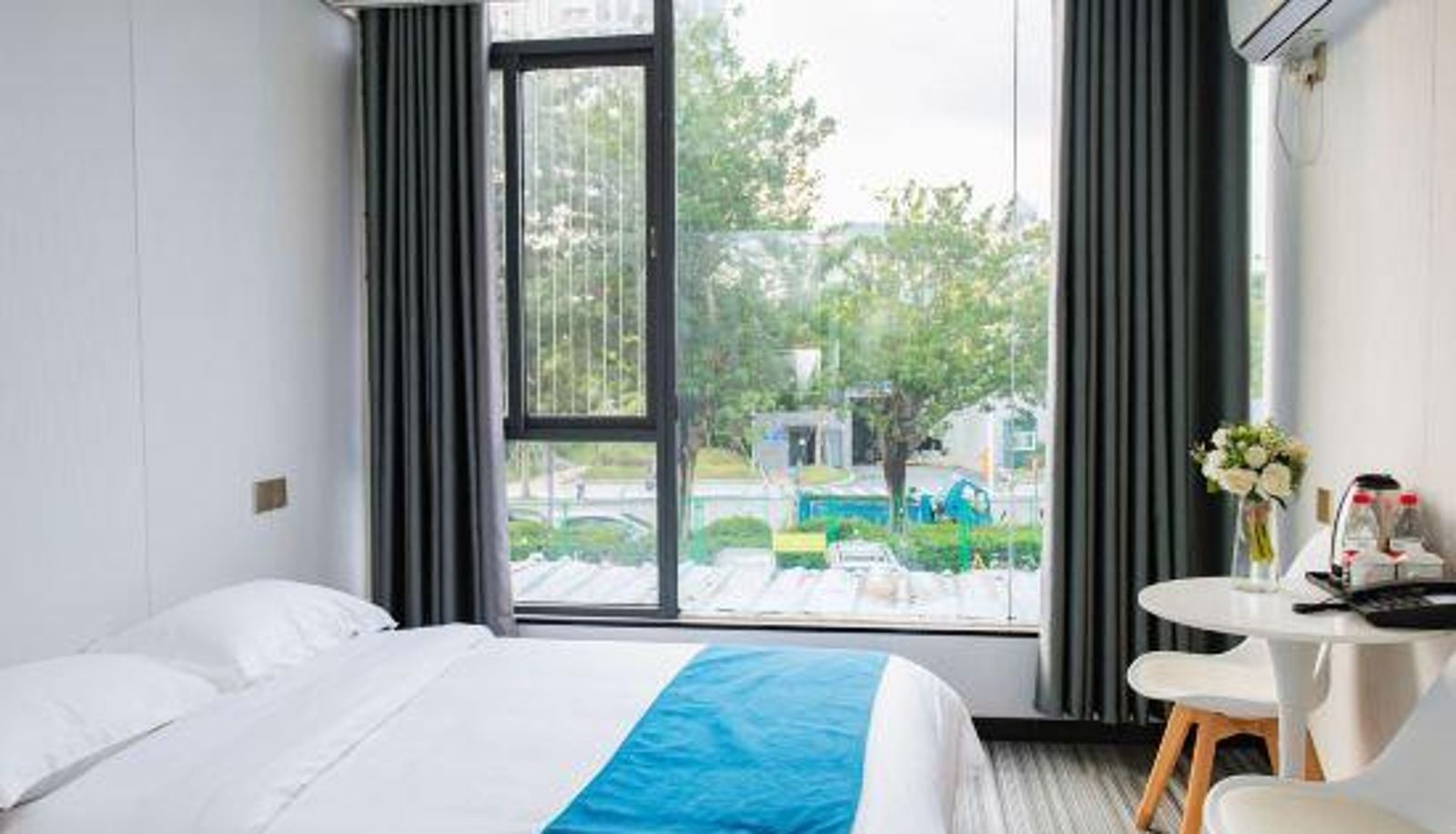 Room - Hotel 2020