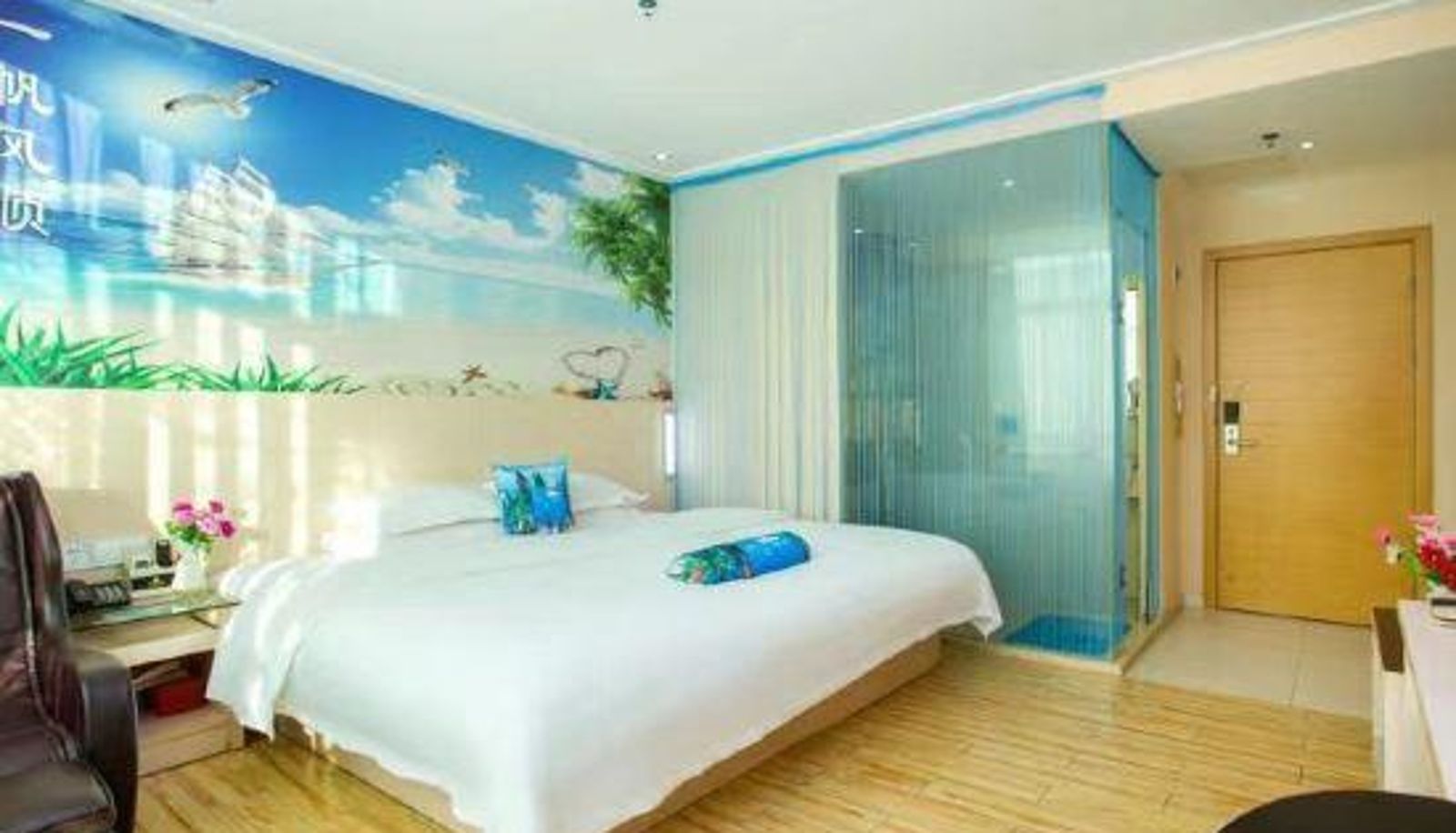 Camera - Qicheng Hotel (Shenzhen Gongming Heshuikou Metro Station Branch)