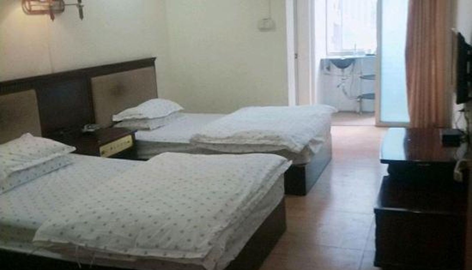 Camera - Fuchi Hostel