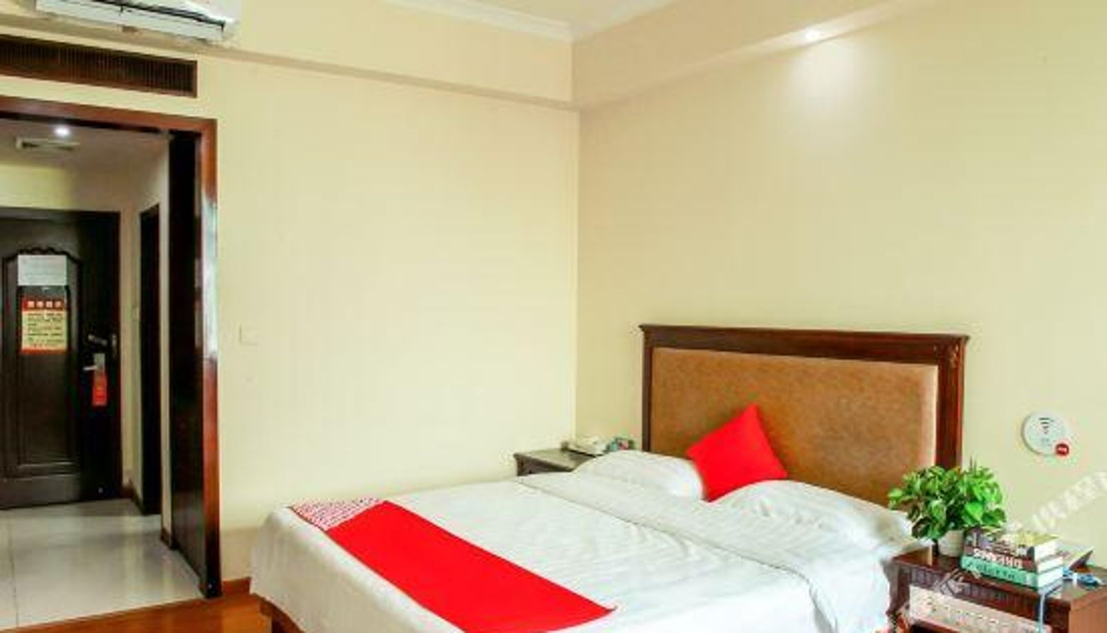 Camera - Caichang Hotel