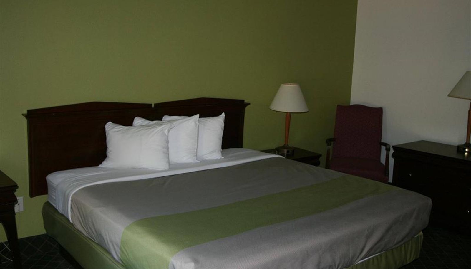 Zimmer - Travelodge by Wyndham Roanoke