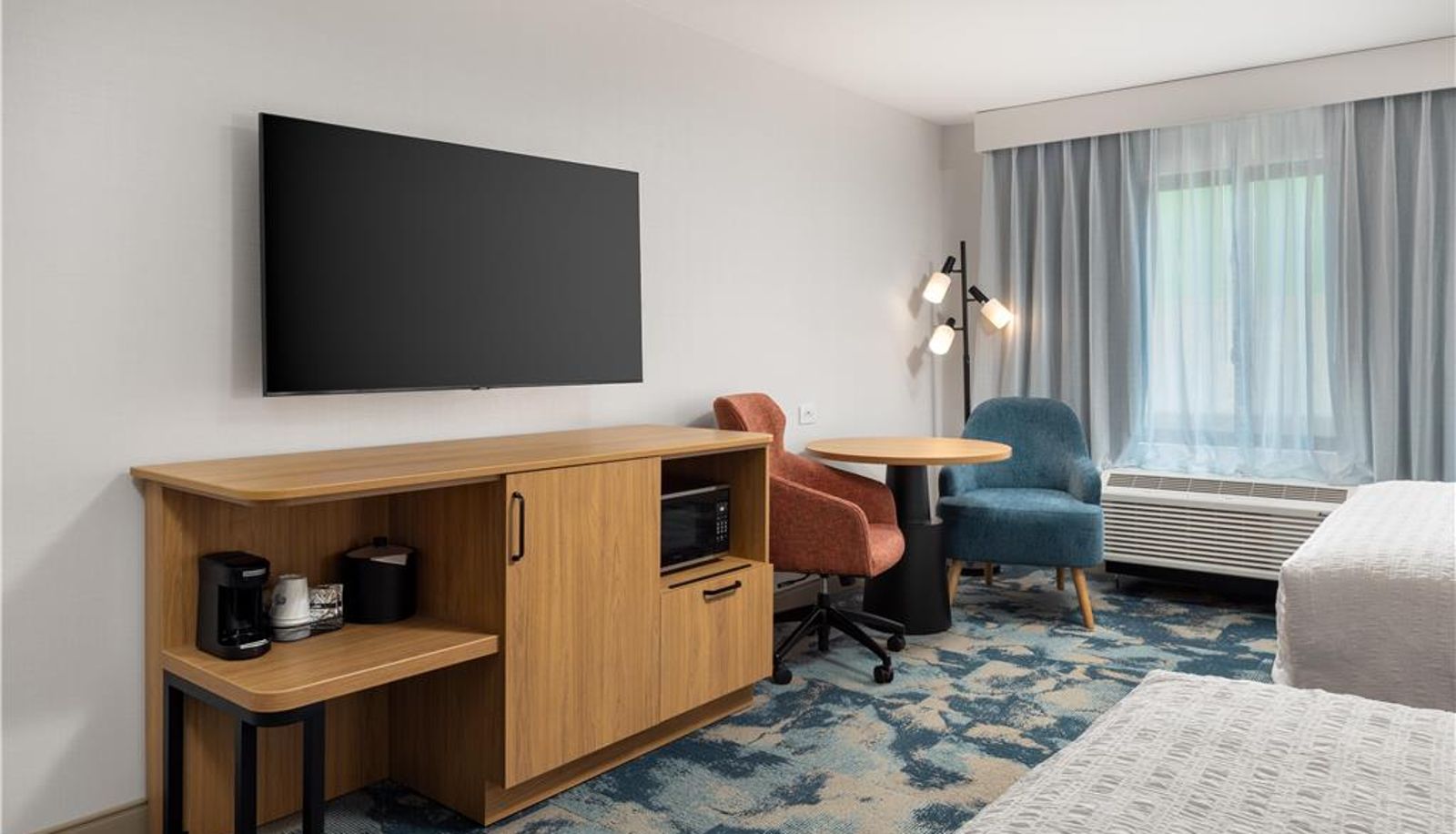 Room - Hampton Inn & Suites by Hilton San Diego SeaWorld