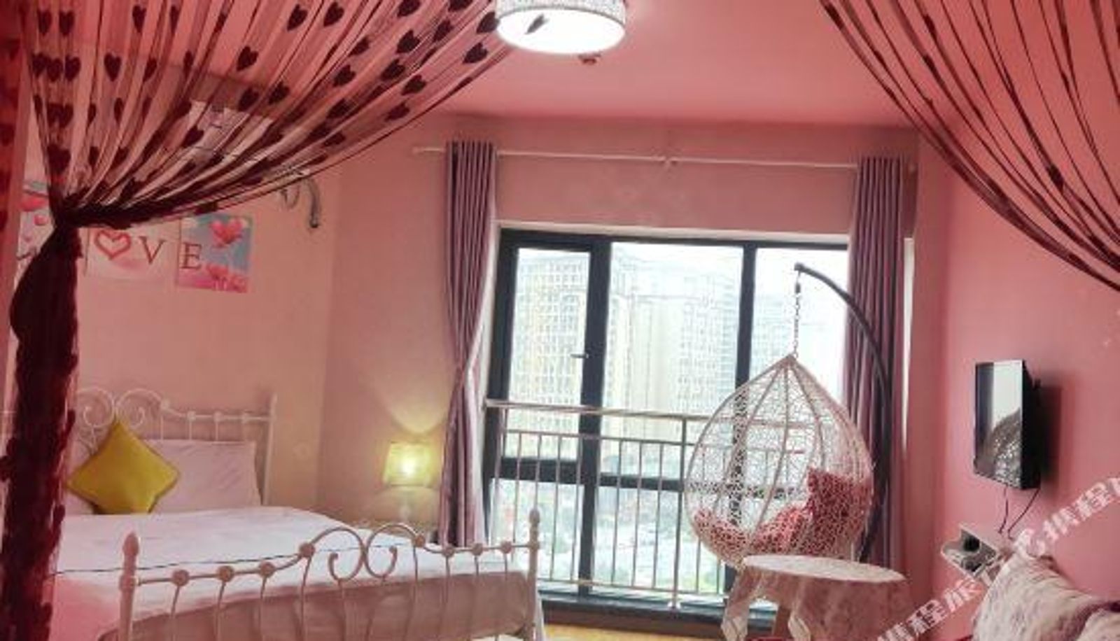 Interior view - Fengyuan 198 Theme Apartment