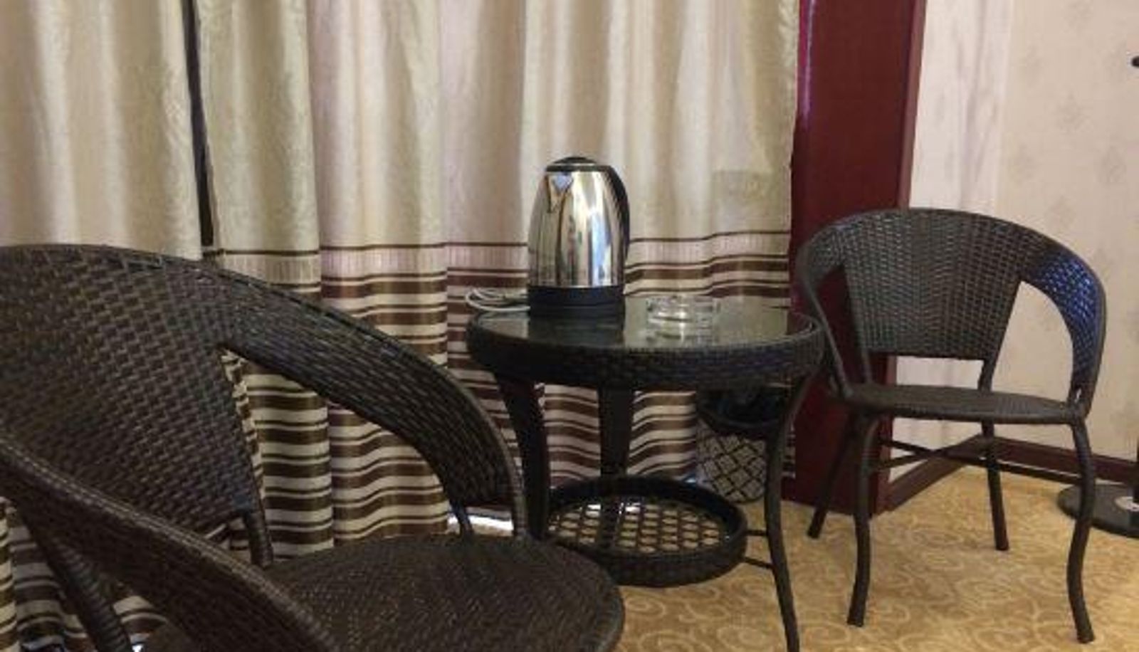 Room - Jingyi Business Hotel