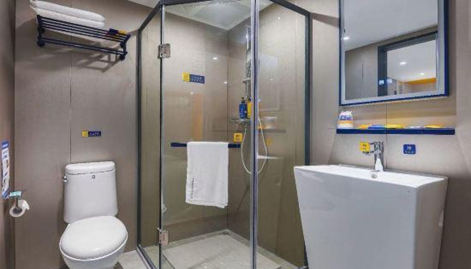 Kamer - 7 Days Inn (Chengdu Taikoo Li Wenshuyuan Subway Station Branch)