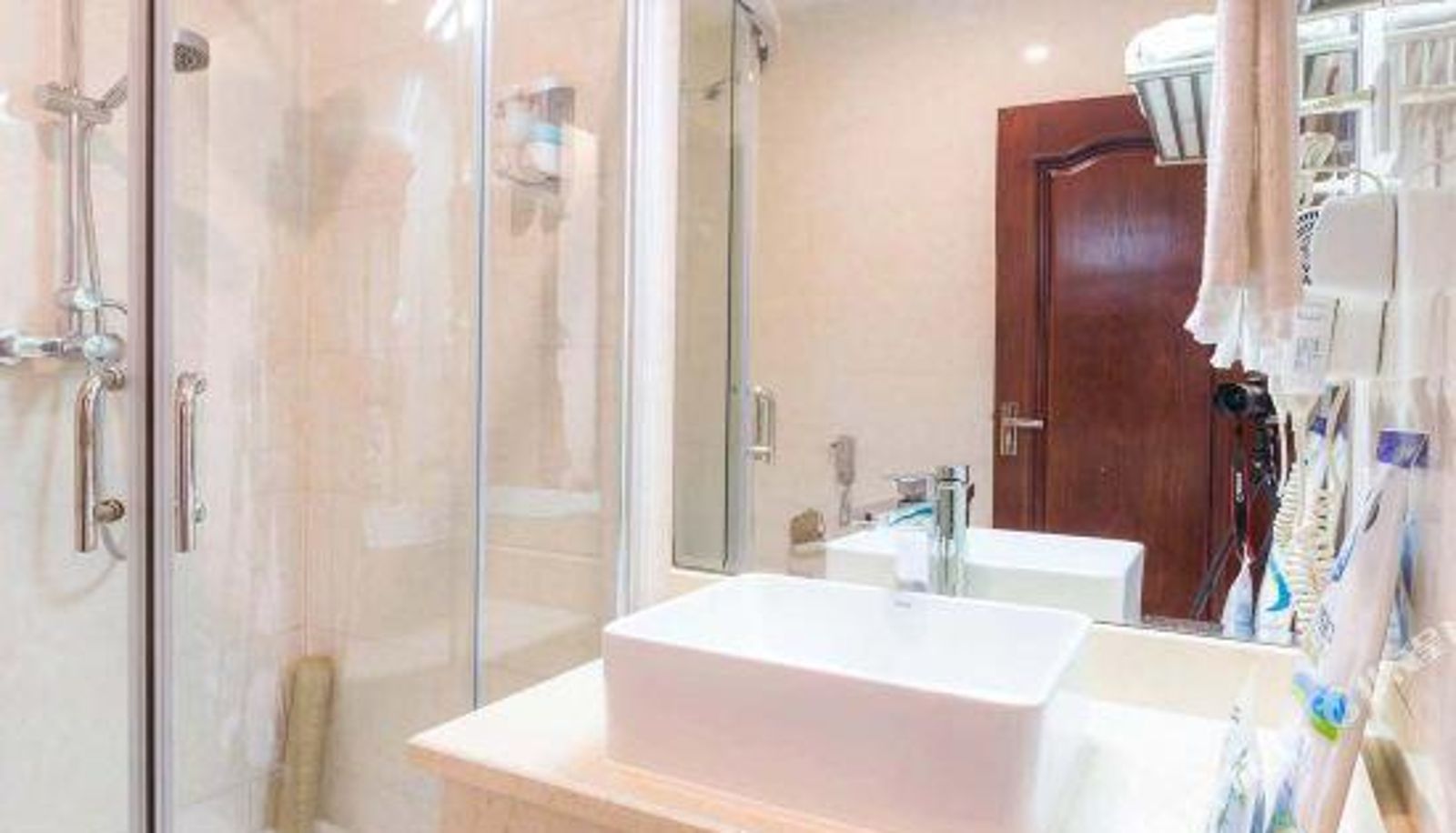 Kamer - Caotang Mingyue Hotel