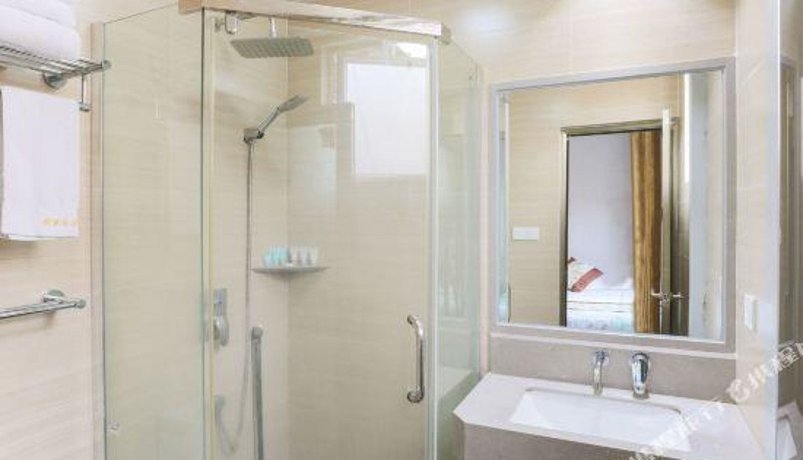 Room with balcony - Jiajiale Hotel (Xiamen Zhongshan Road Shengping Branch 8 City Ferry Terminal)