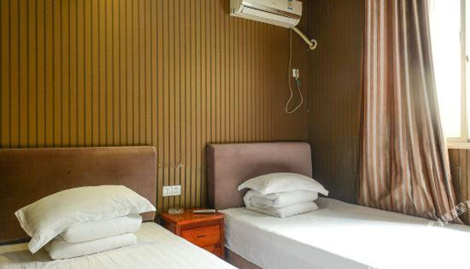 Zimmer - Jiujiang Songbai Hotel