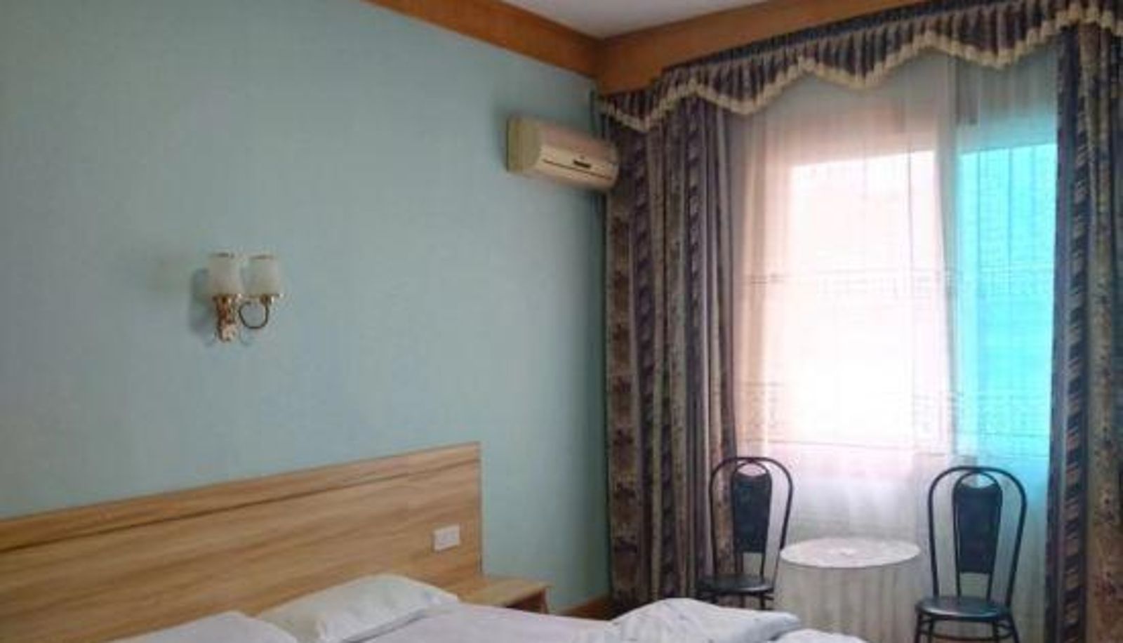 Camera - Bridge Inn