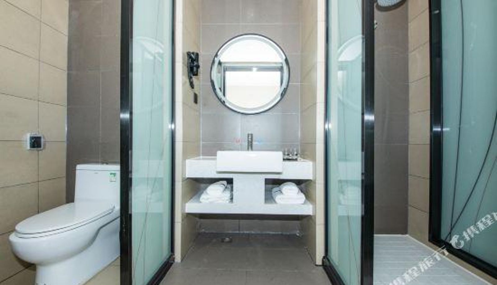 Zimmer - U Plus Hotel (Shaoxing Baiguan Plaza)