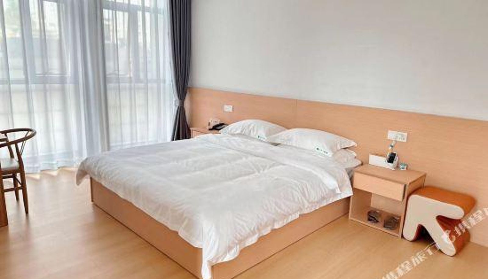 Chambre - Four Leafs Hotel (Shaoxing Keqiao Yintai Branch)
