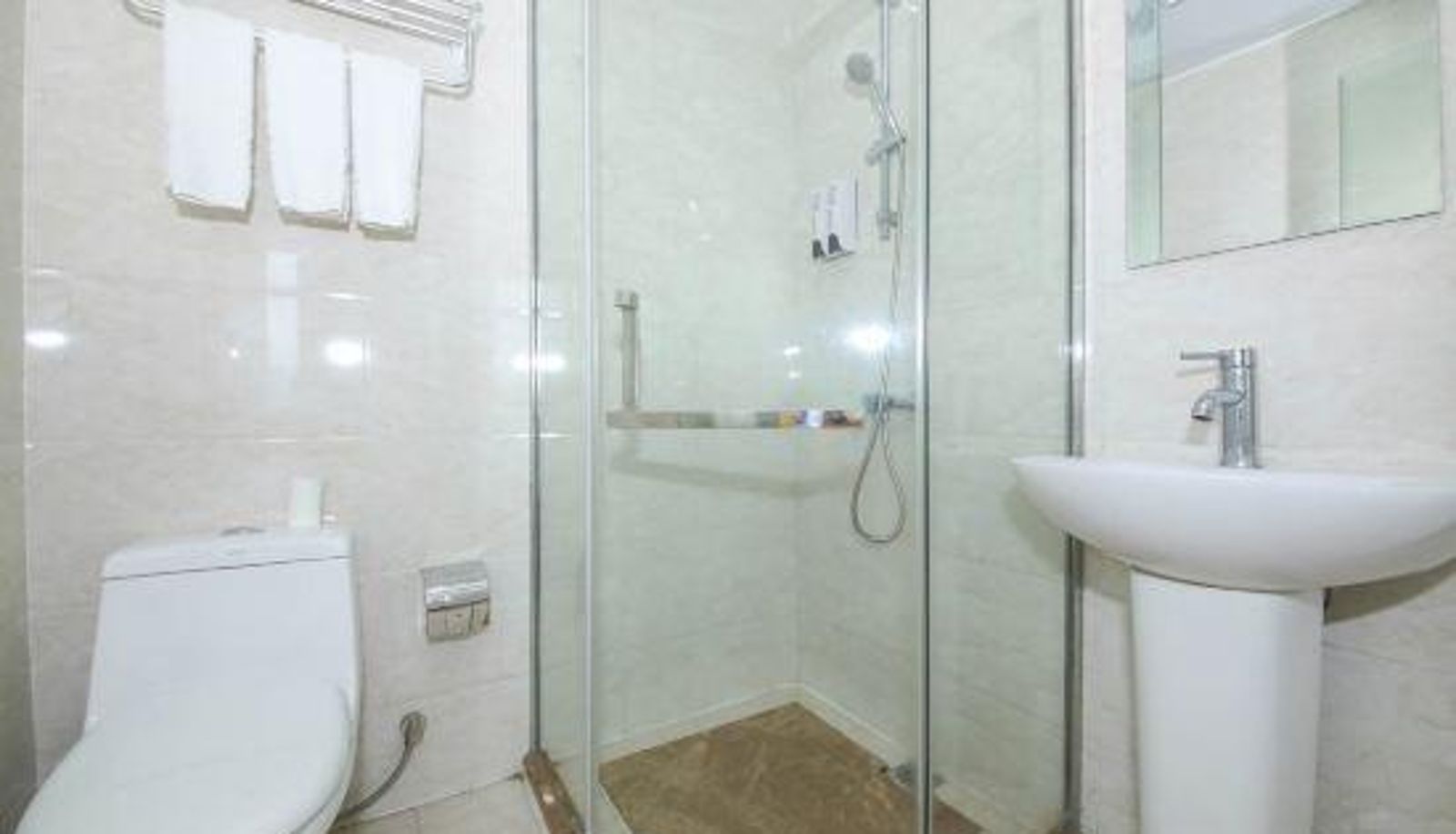 Camera con vista lago - Ivy Lakeview Hotel (Qiandao Lake Scenic Plaza Yintai City Branch)