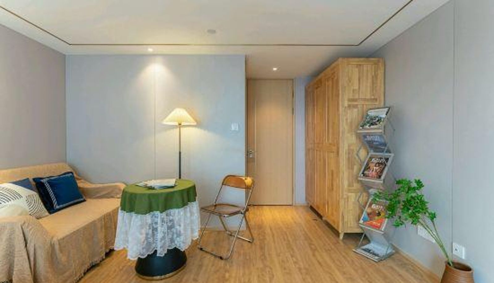 Zimmer mit Balkon - Shiyan Jumu Cinema Hotel (Sandun Station Subway Exit Hangzhou Longhu Zijing Tianjie Branch)