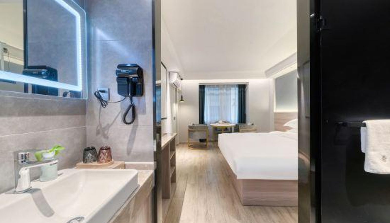 Camera - Xike Selected Hotel (Wulin Square Subway Station Branch)