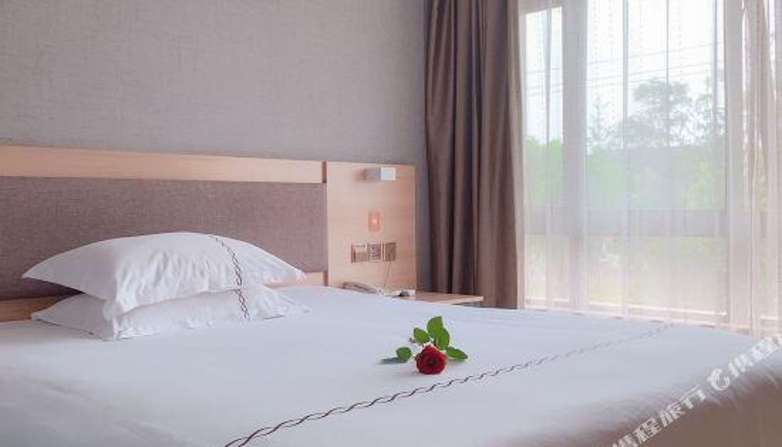 Chambre Business - Huayi Hotel (Hangzhou Xingqiao store)