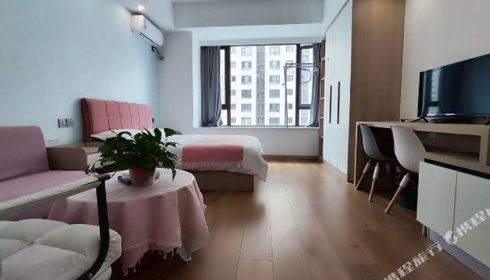 Zimmer - Whale Bay Hotel Apartment