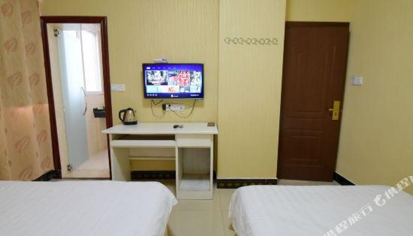 Zimmer - Lotus Hotel