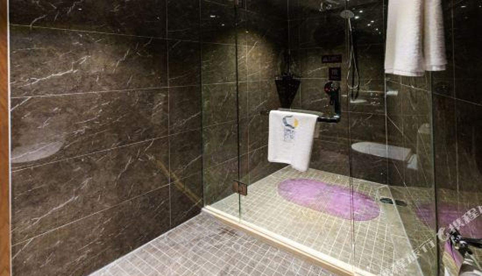 Room - Silk Impression Theme Hotel