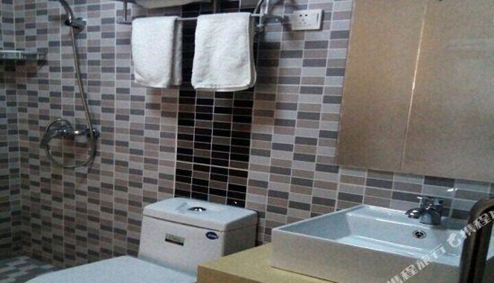 Camera - Tongli Fengsheng Hotel