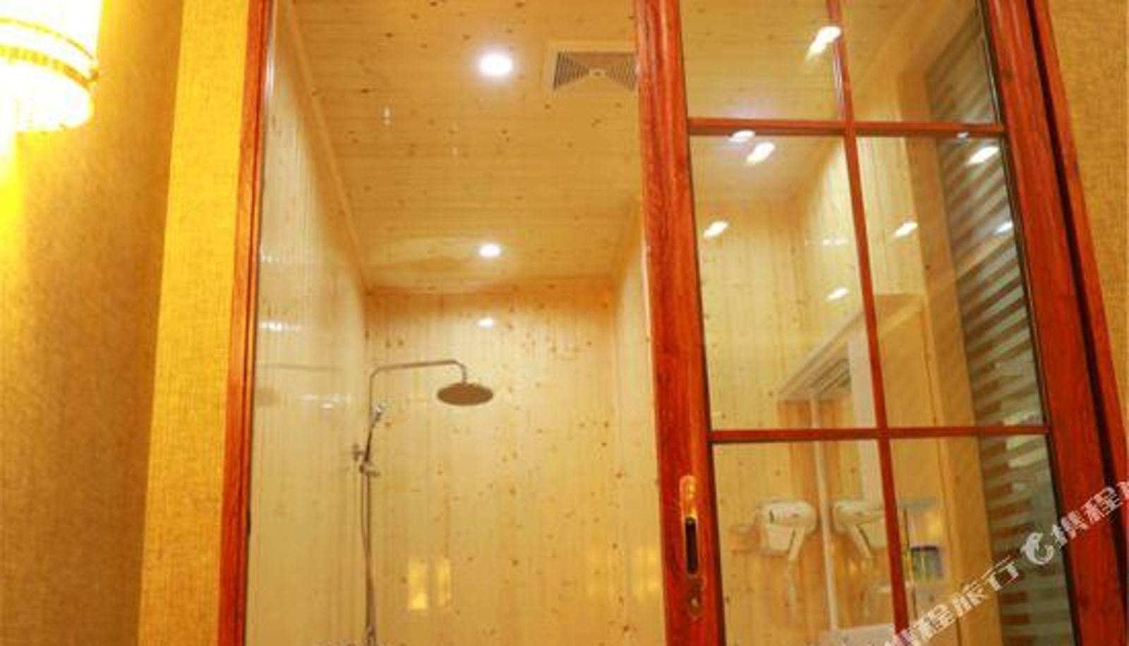 Room - East Star Hotel