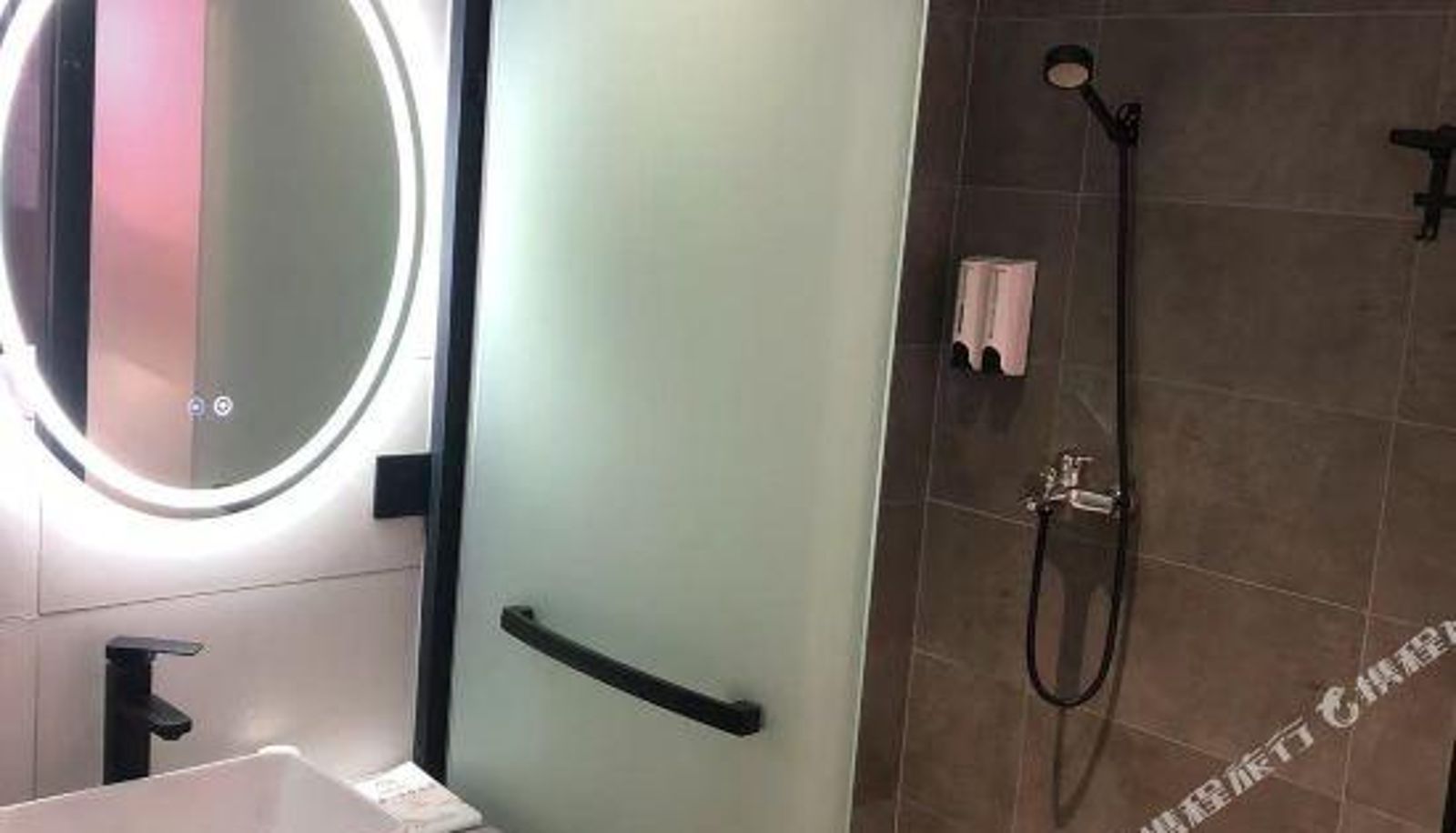 Kamer - Suge Hotel (Suzhou Dushuhu Shupu Road North Subway Station)