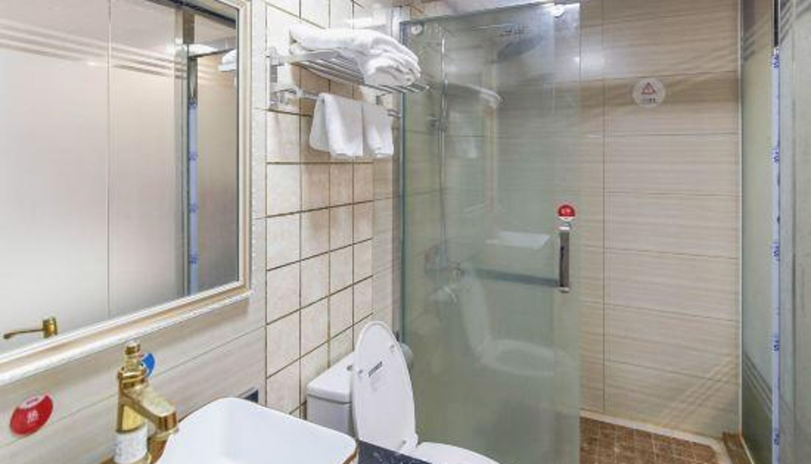 Room - 158 Leisure Hostel